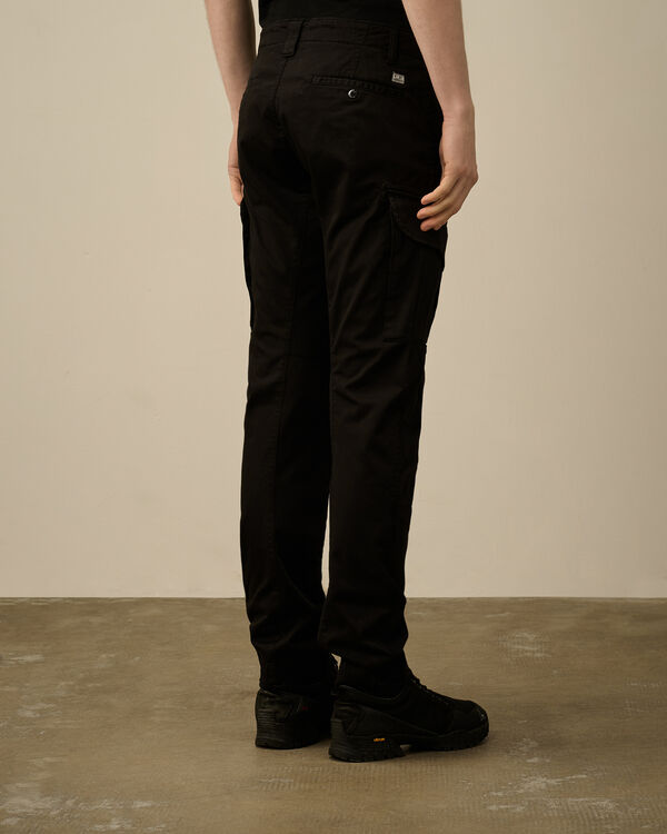 C.p. Company Stretch Sateen Cargo Logo Pants BLACK
