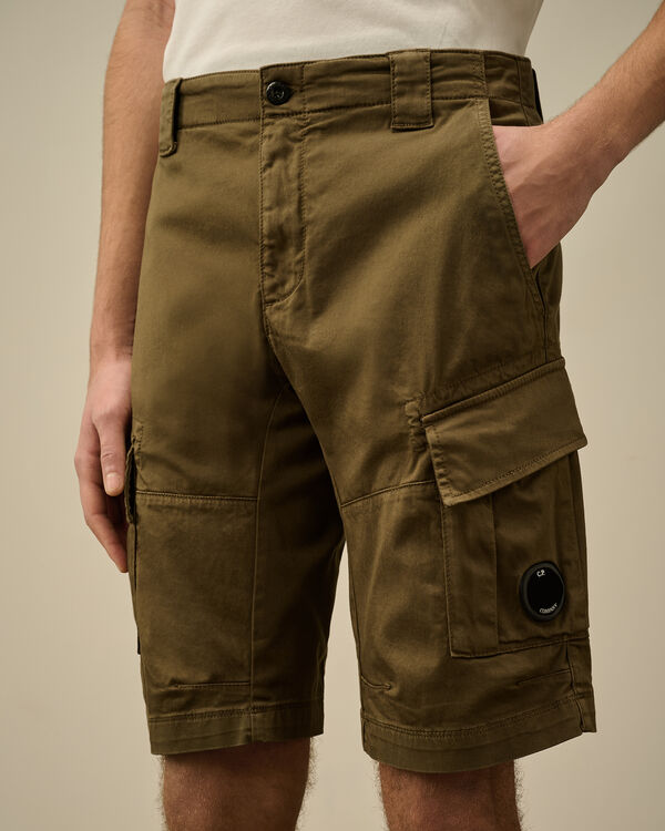 C.p. Company Stretch Sateen Cargo Shorts IVY GREEN
