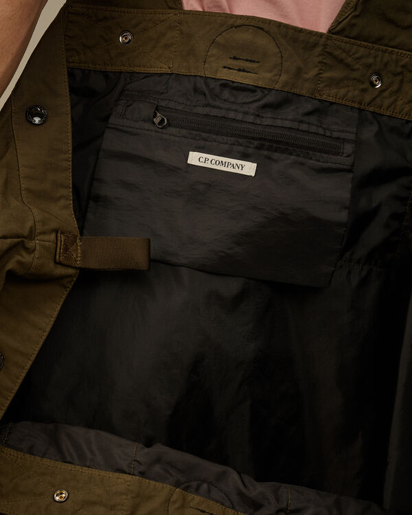 C.p. Company Twill Left Hand Logo Bag IVY GREEN