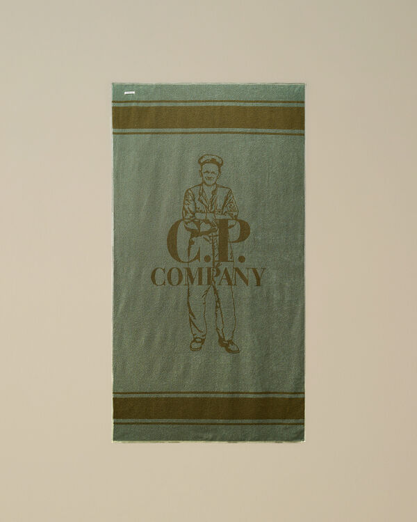 C.p. Company U16 Beach Towel AGAVE GREEN