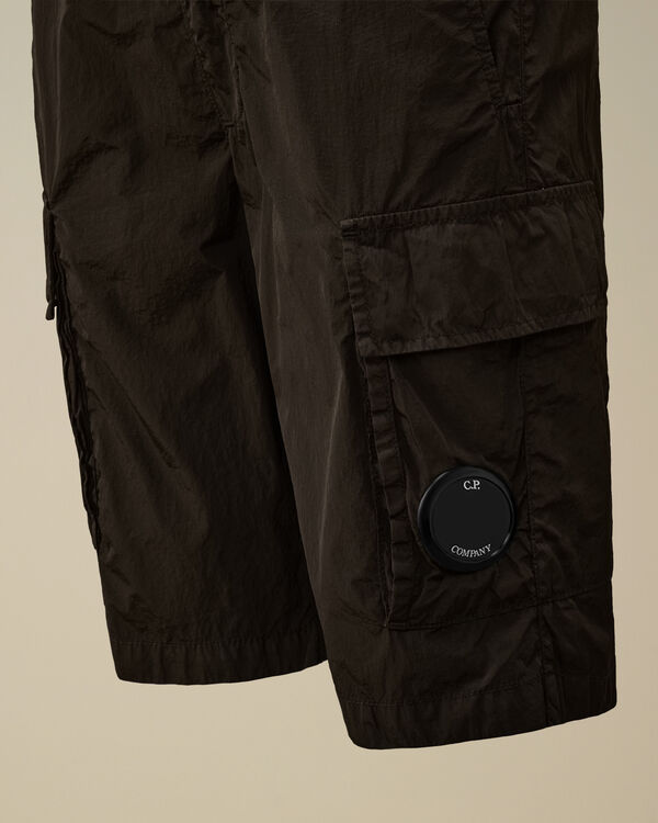 C.p. Company U16 Chrome-R Lens Cargo Shorts BLACK
