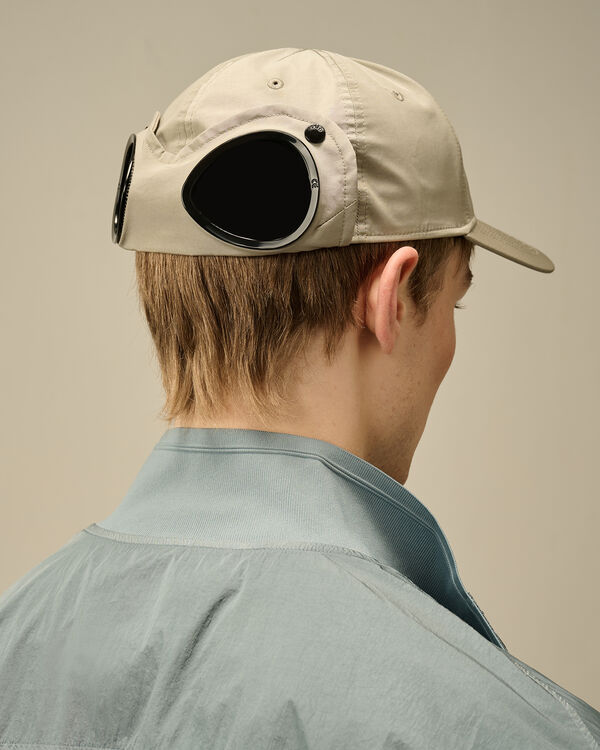 C.p. Company Chrome-R Goggle Cap VINTAGE KHAKI - BEIGE