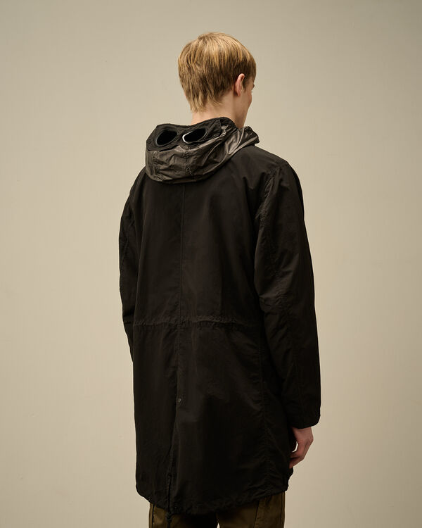 C.p. Company Flatt Nylon Goggle Fishtail Parka BLACK
