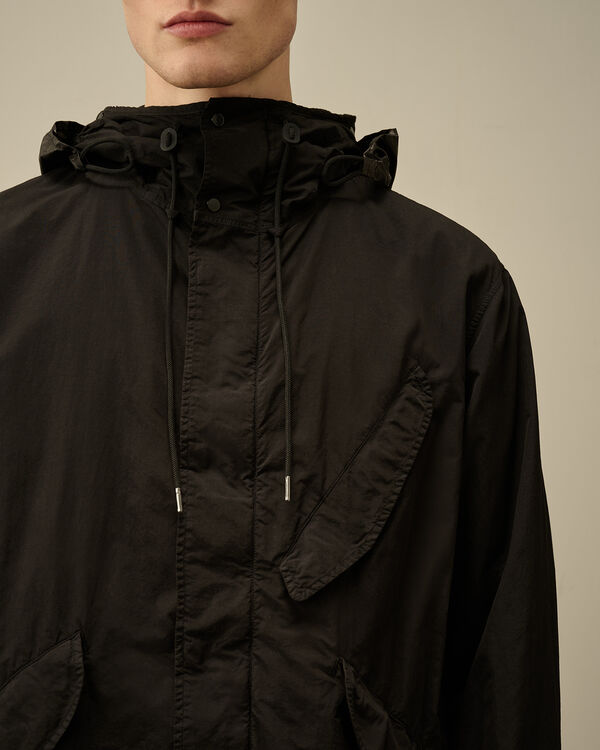 C.p. Company Flatt Nylon Goggle Fishtail Parka BLACK