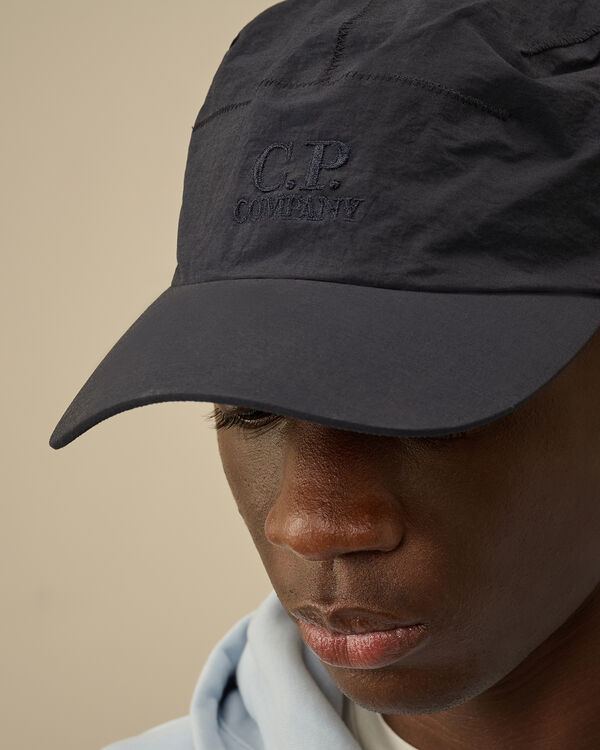 C.p. Company Plain Paper Touch Logo Cap TOTAL ECLIPSE - BLUE