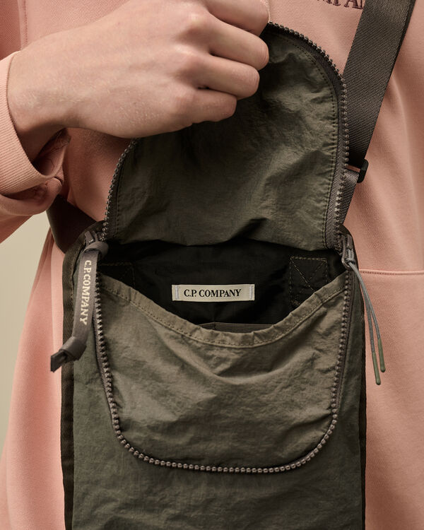 C.p. Company Plain Paper Touch Shoulder Bag SMOKED PEARL - GREY