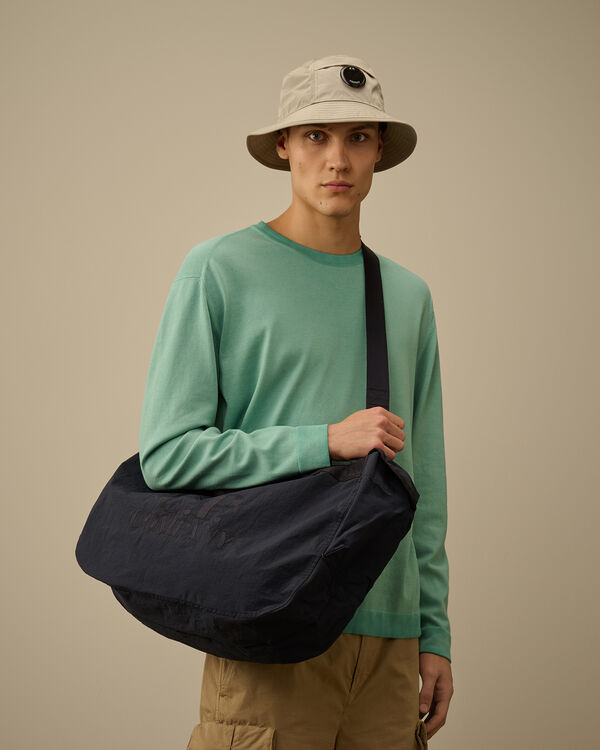 C.p. Company Plain Paper Touch Zipped Bag TOTAL ECLIPSE - BLUE