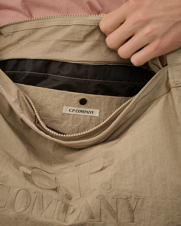 C.p. Company Plain Paper Touch Zipped Bag VINTAGE KHAKI - BEIGE
