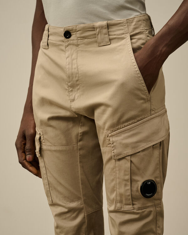 C.p. Company Stretch Sateen Cargo Lens Pants VINTAGE KHAKI - BEIGE