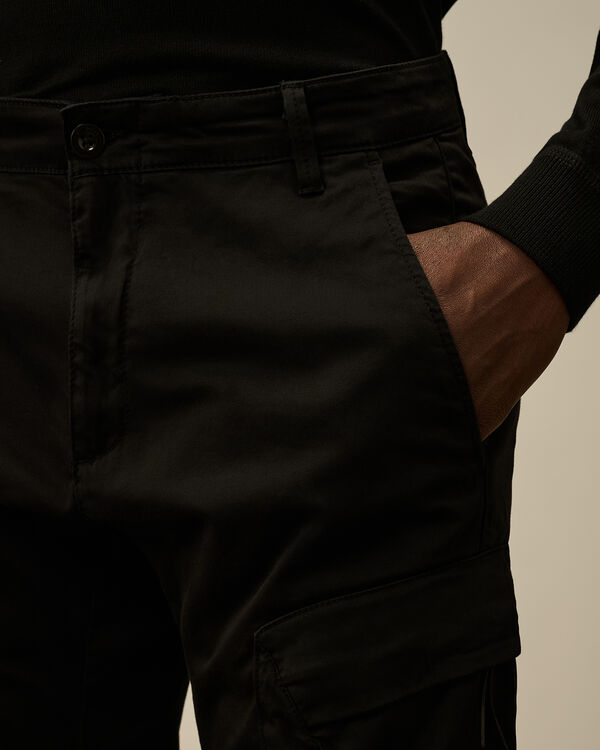 C.p. Company Stretch Sateen Ergonomic Cargo Pants BLACK