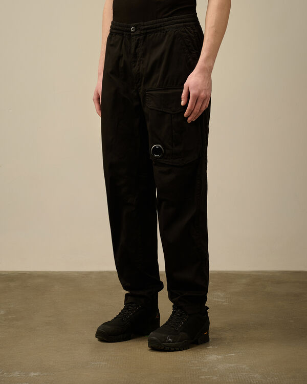 C.p. Company Stretch Sateen Regular Cargo Pants BLACK