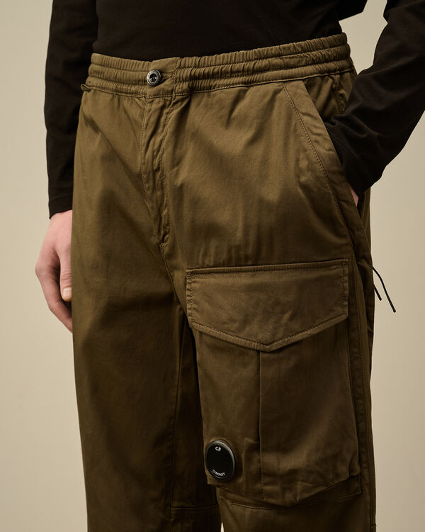 C.p. Company Stretch Sateen Regular Cargo Pants IVY GREEN