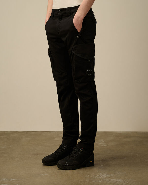 C.p. Company Stretch Sateen Utility Cargo Lens Pants BLACK