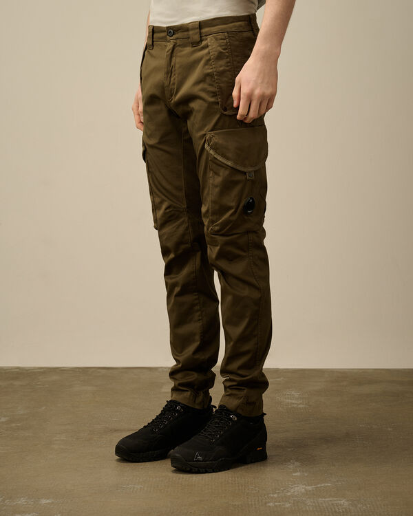 C.p. Company Stretch Sateen Utility Cargo Lens Pants IVY GREEN
