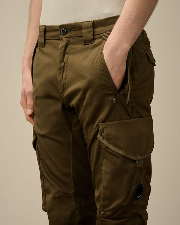 C.p. Company Stretch Sateen Utility Cargo Lens Pants IVY GREEN