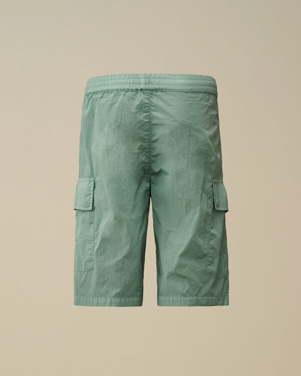 C.p. Company U16 Chrome-R Lens Cargo Shorts CANTON - GREEN