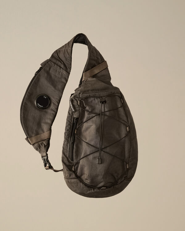 C.p. Company U16 Nylon B Crossbody Rucksack SMOKED PEARL - GREY