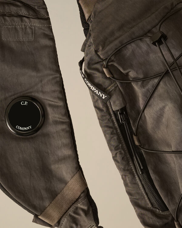 C.p. Company U16 Nylon B Crossbody Rucksack SMOKED PEARL - GREY