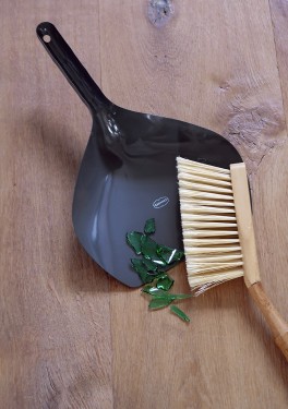 Cabanaz Dustpan & Brush