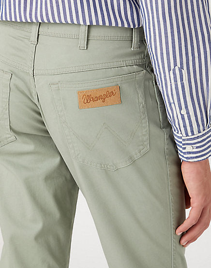 Cabano Wrangler Texas Slim Jeans Seagrass R Light Green