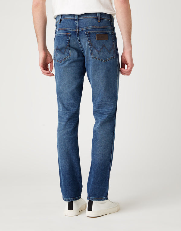 Cabano Wrangler Texas Slim The Guru Jeans R Mid Blue