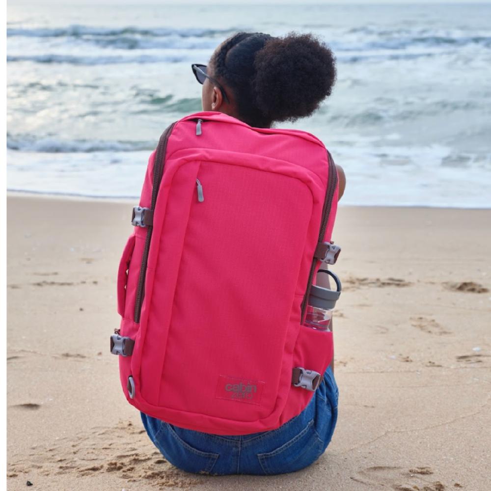 Cabinzero ADV Backpack 32L Miami Magenta