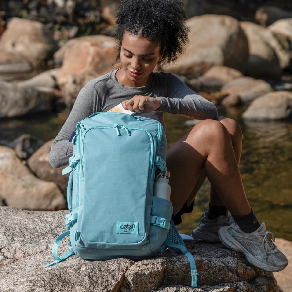 Cabinzero ADV Pro Backpack 32L Maldives Blue