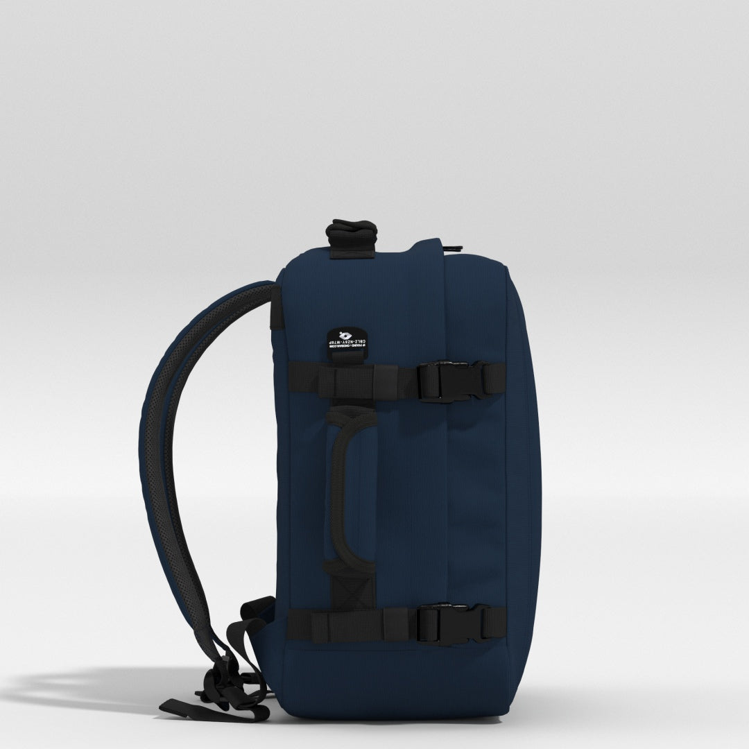 Cabinzero Classic Cabin Backpack 28L Navy