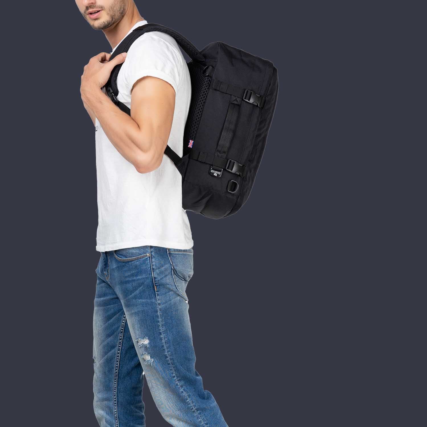 Cabinzero Classic Plus Backpack 32L Absolute Black