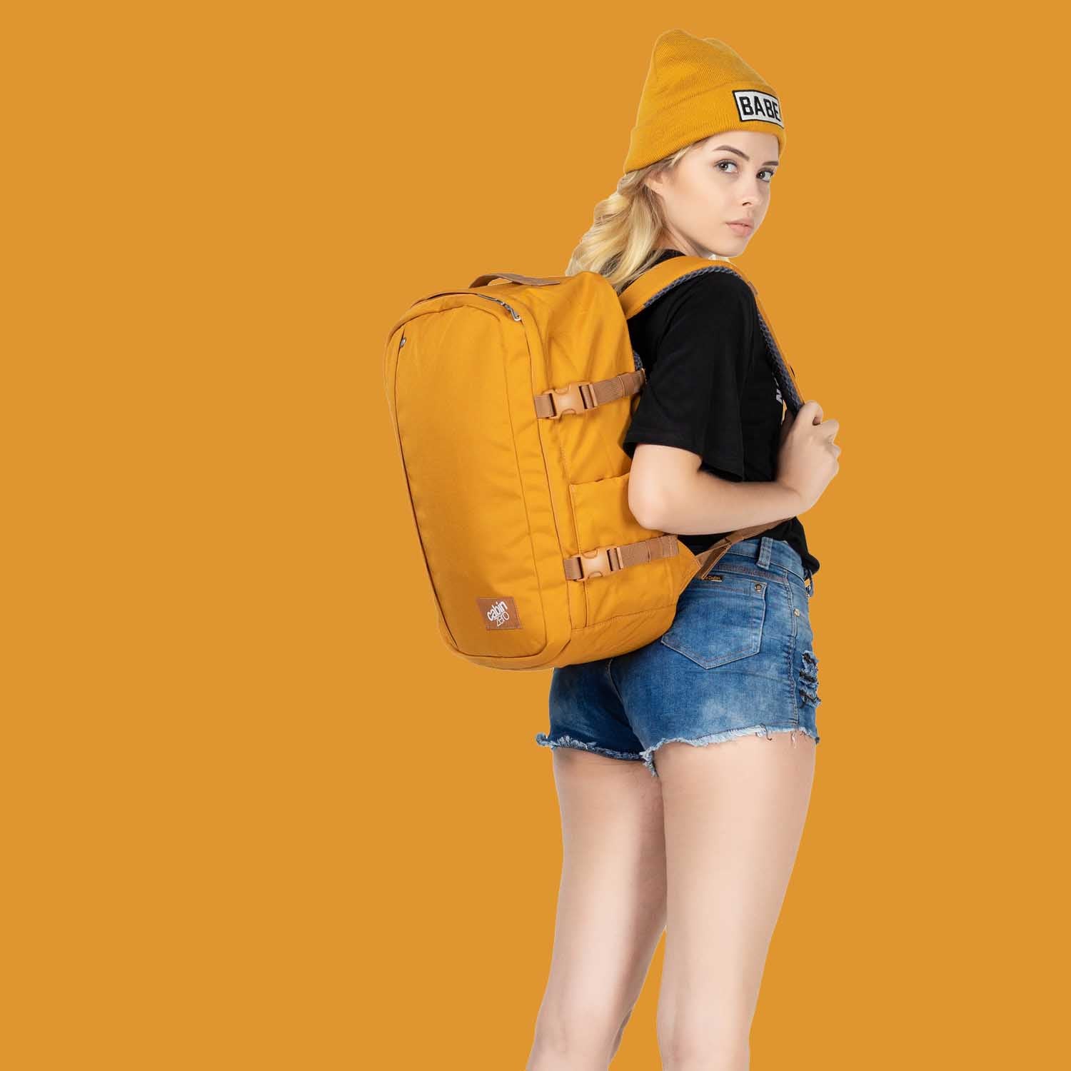 Cabinzero Classic Plus Backpack 32L Orange Chill