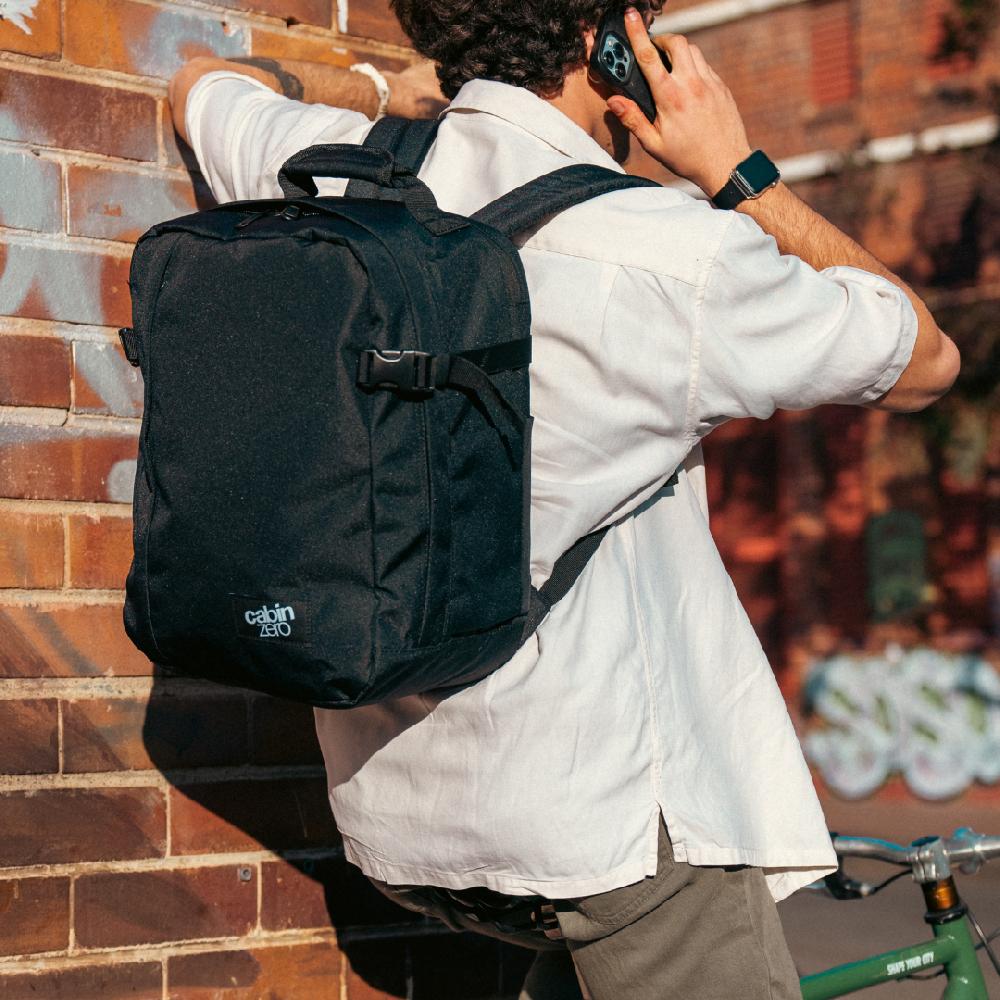 Cabinzero Classic Tech Backpack 28L Absolute Black