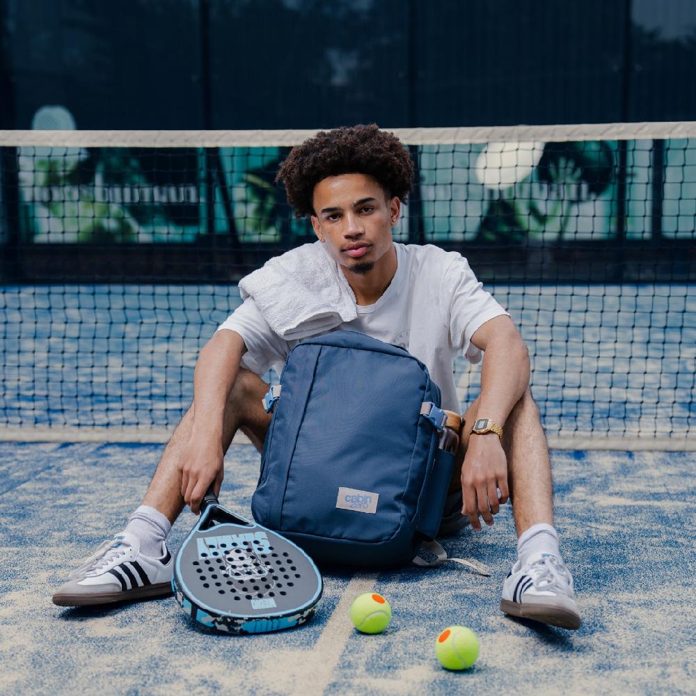 Cabinzero Classic Tech Backpack 28L Blue Grotto