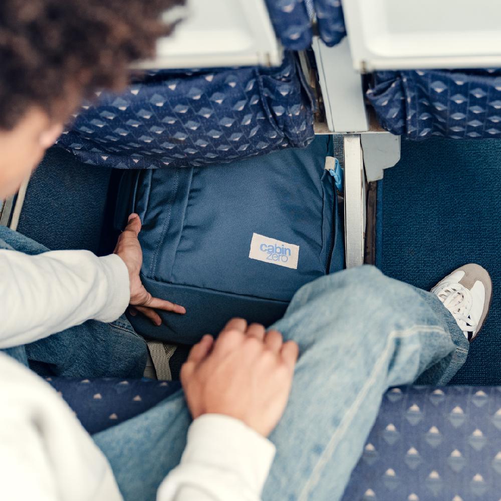 Cabinzero Classic Tech Backpack 28L Blue Grotto