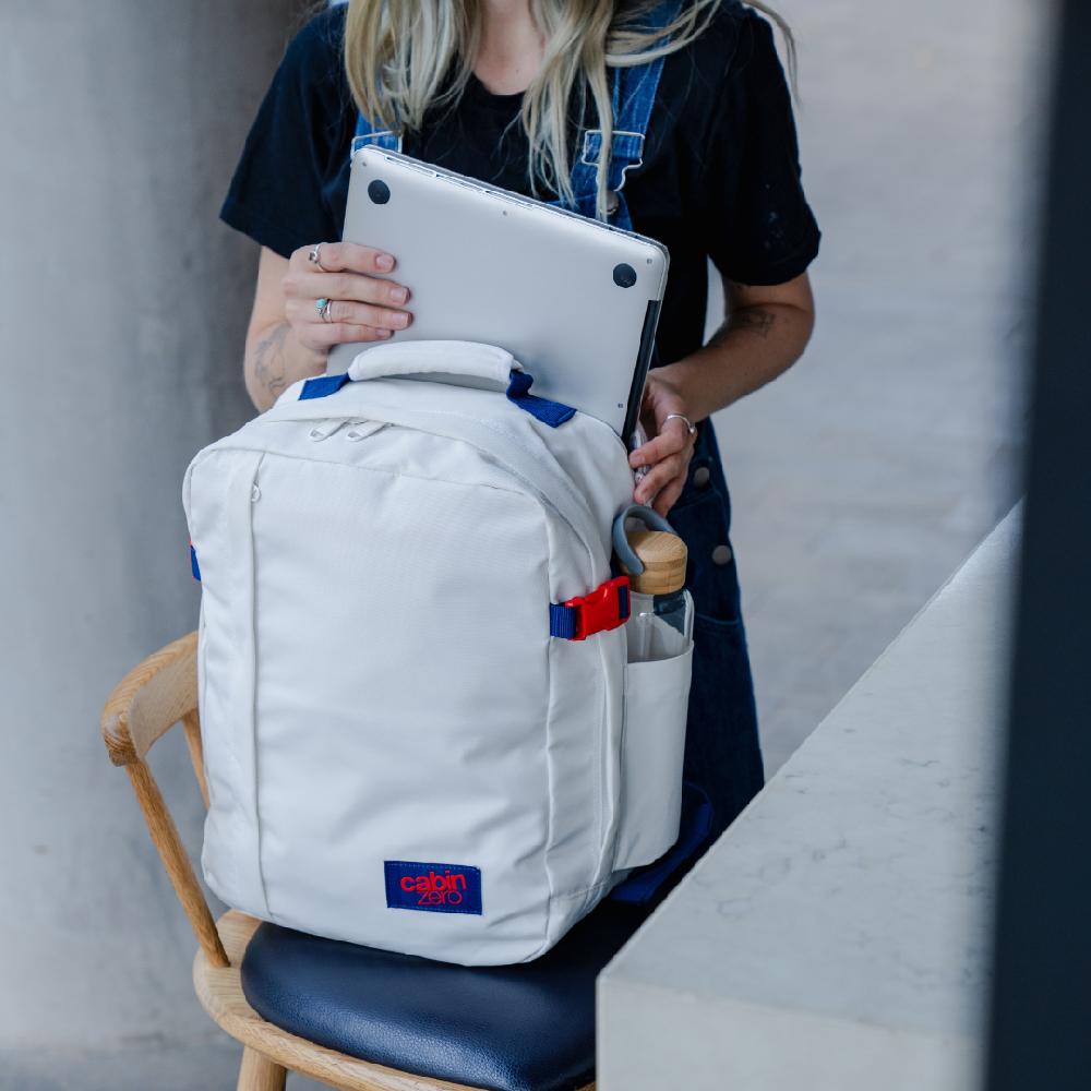 Cabinzero Classic Tech Backpack 28L Cloud Nine