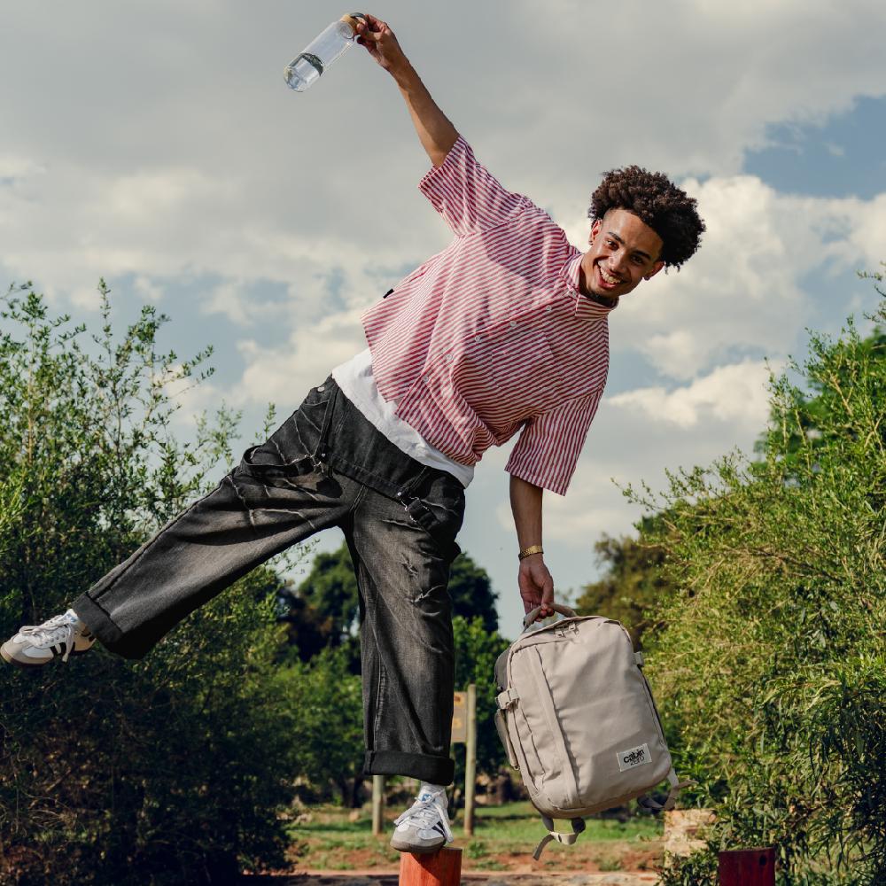 Cabinzero Classic Tech Backpack 28L Zen Garden