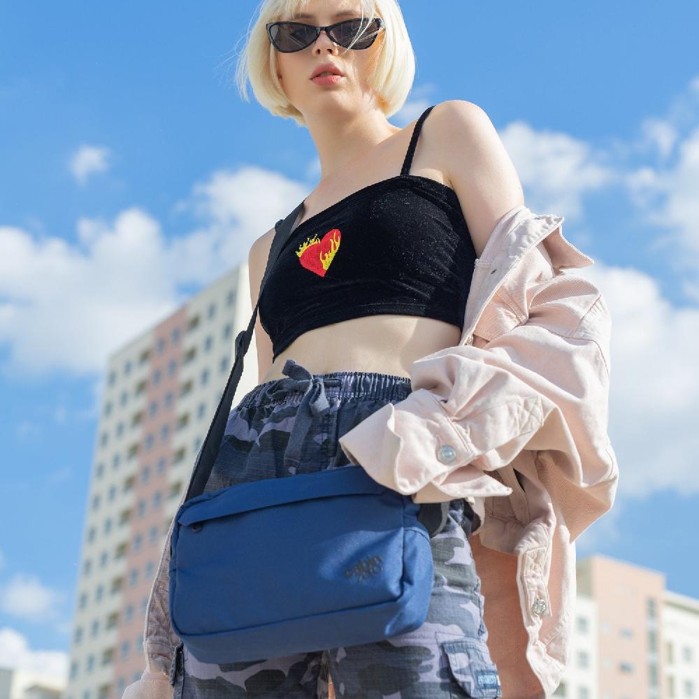 Cabinzero Flipside 3L Navy