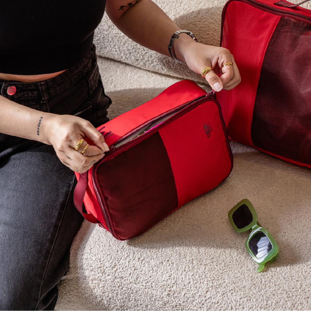 Cabinzero Lux Packing Cube - Medium - 5.5L - Cranberry