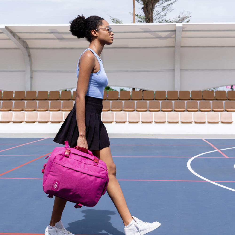 Cabinzero Classic Cabin Backpack 28L Lovestruck Pink