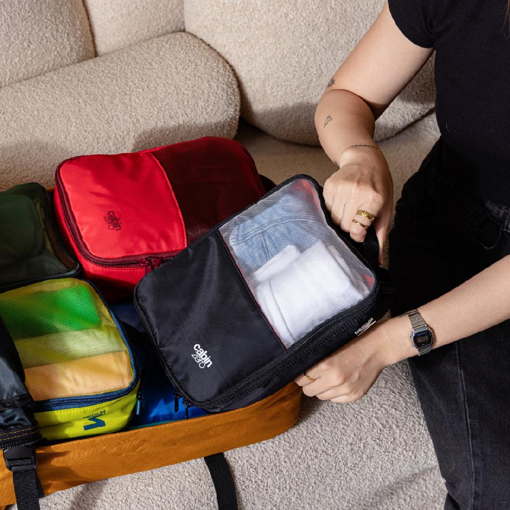 Cabinzero Lux Packing Cube - Medium - 5.5L - Absolute Black