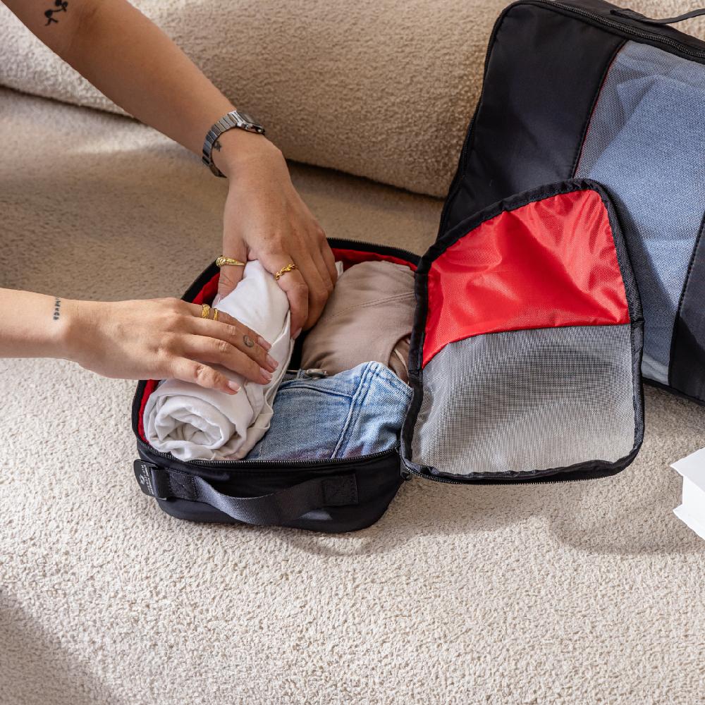 Cabinzero Lux Packing Cube - Medium - 5.5L - Absolute Black