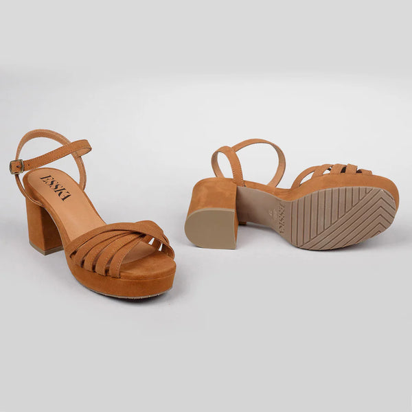 Cacatoès Esska Casey Suede Sandal Shoe In Tan