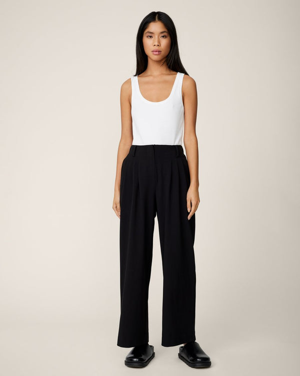 cacatoès MSCH Chana Ankle Pant in Black
