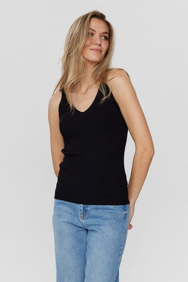 Cacatoès Numph Nucerys Knitted Vest Top In Caviar