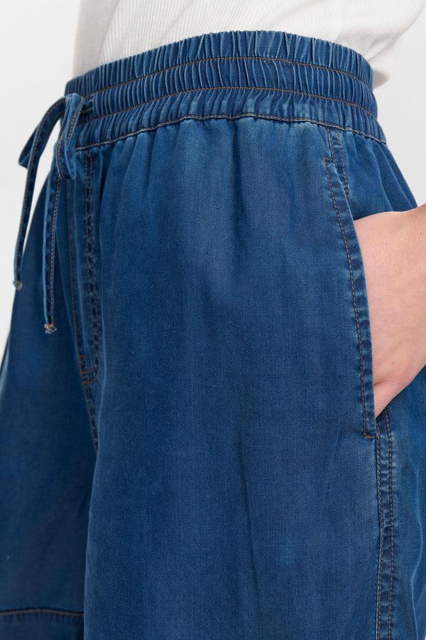 Cacatoès Numph Numiami Denim Shorts In Medium Blue