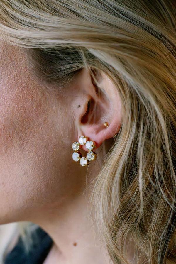 Cacatoès Tilda Gem Flower Hoop In White & Gold