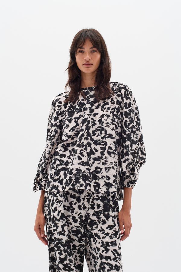 Cacatoès InWear Faye IW Printed Top In Black Shadow