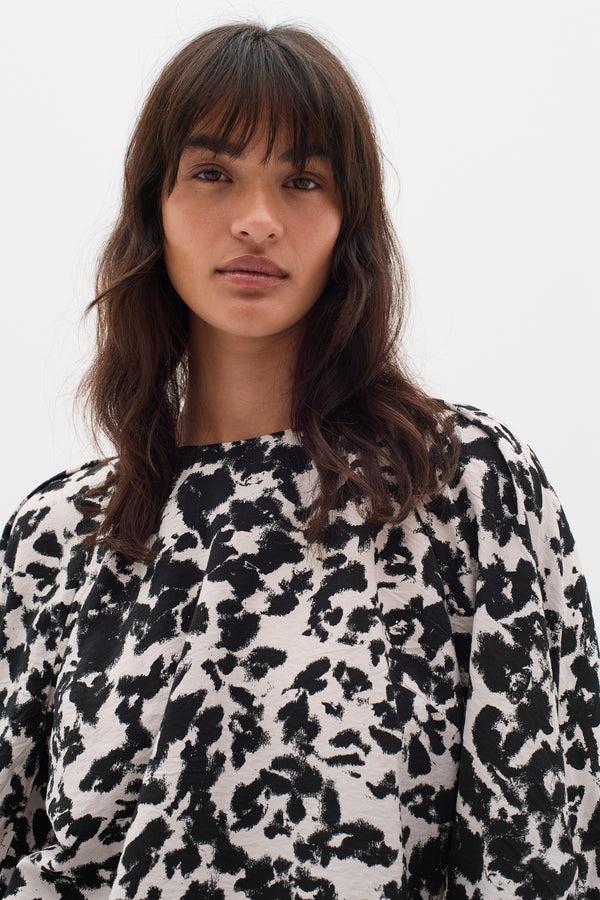 Cacatoès InWear Faye IW Printed Top In Black Shadow