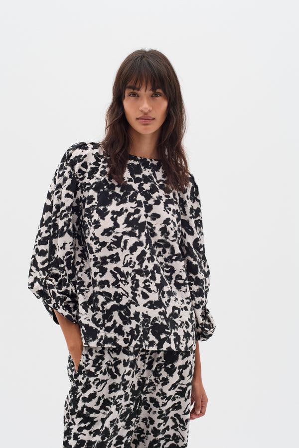 cacatoès InWear Faye IW Printed Top in Black Shadow