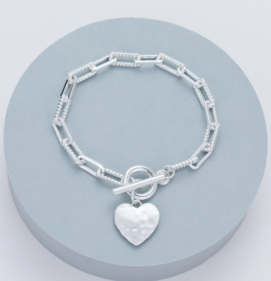 cacatoès Mia Bracelet with T-Bar Fastening and Heart Charm in Silver