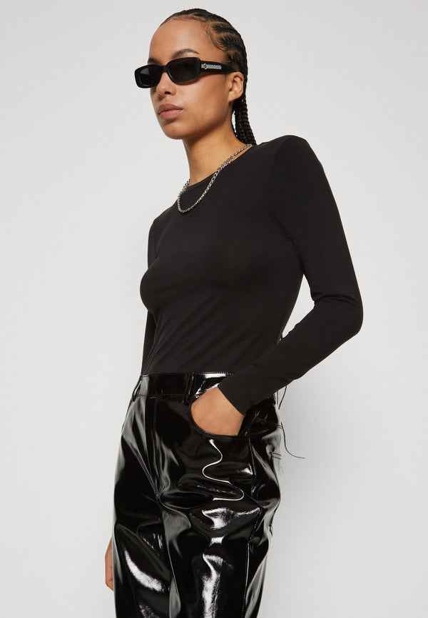 Cacatoès MSCH Betrina Round Neck Long Sleeved Top In Black